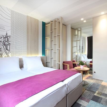 Hotel Cosmopolit SJJ Buitenkant foto