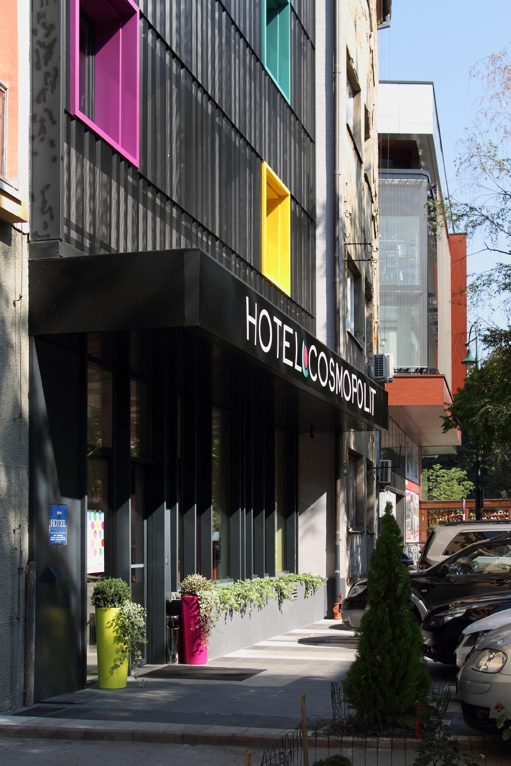 Hotel Cosmopolit SJJ Buitenkant foto