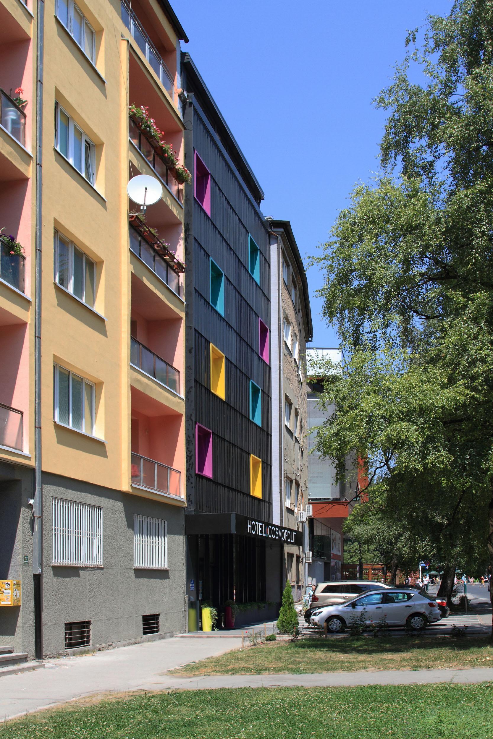 Hotel Cosmopolit SJJ Buitenkant foto