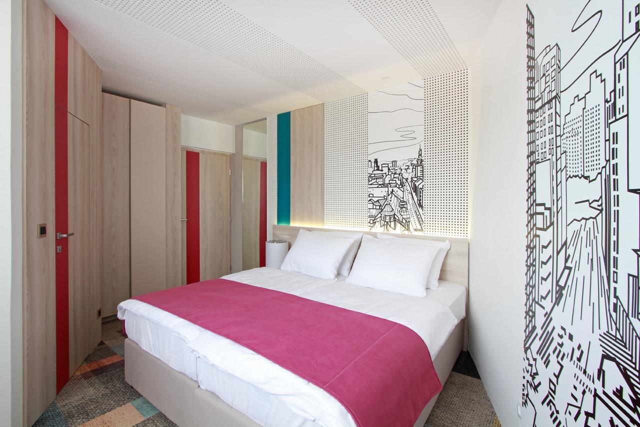 Hotel Cosmopolit SJJ Buitenkant foto